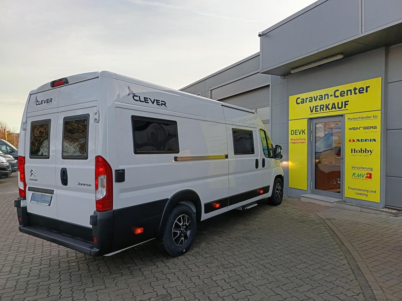 Clever Runner 636 2,2 165PS MJ2024*TRUMA C6 D + E*SHZ* - Kamp kombi: slika Clever Runner 636 2,2 165PS MJ2024*TRUMA C6 D + E*SHZ* - Kamp kombi Clever Runner 636 2,2 165PS MJ2024*TRUMA C6 D + E*SHZ* - Kamp kombi: slika Clever Runner 636 2,2 165PS MJ2024*TRUMA C6 D + E*SHZ* - Kamp kombi
