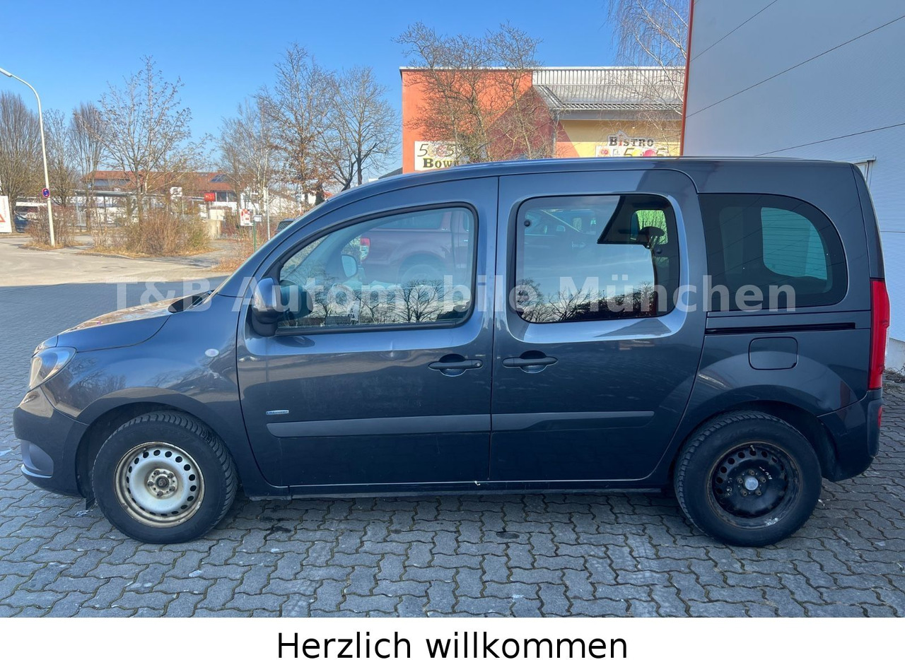 Mercedes-Benz Citan Kombi 111 CDI*Lang*Tourer*Klima*PDC*Euro6* - Putnički kombi: slika Mercedes-Benz Citan Kombi 111 CDI*Lang*Tourer*Klima*PDC*Euro6* - Putnički kombi Mercedes-Benz Citan Kombi 111 CDI*Lang*Tourer*Klima*PDC*Euro6* - Putnički kombi: slika Mercedes-Benz Citan Kombi 111 CDI*Lang*Tourer*Klima*PDC*Euro6* - Putnički kombi