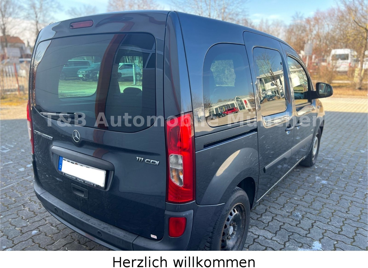 Mercedes-Benz Citan Kombi 111 CDI*Lang*Tourer*Klima*PDC*Euro6* - Putnički kombi: slika Mercedes-Benz Citan Kombi 111 CDI*Lang*Tourer*Klima*PDC*Euro6* - Putnički kombi Mercedes-Benz Citan Kombi 111 CDI*Lang*Tourer*Klima*PDC*Euro6* - Putnički kombi: slika Mercedes-Benz Citan Kombi 111 CDI*Lang*Tourer*Klima*PDC*Euro6* - Putnički kombi