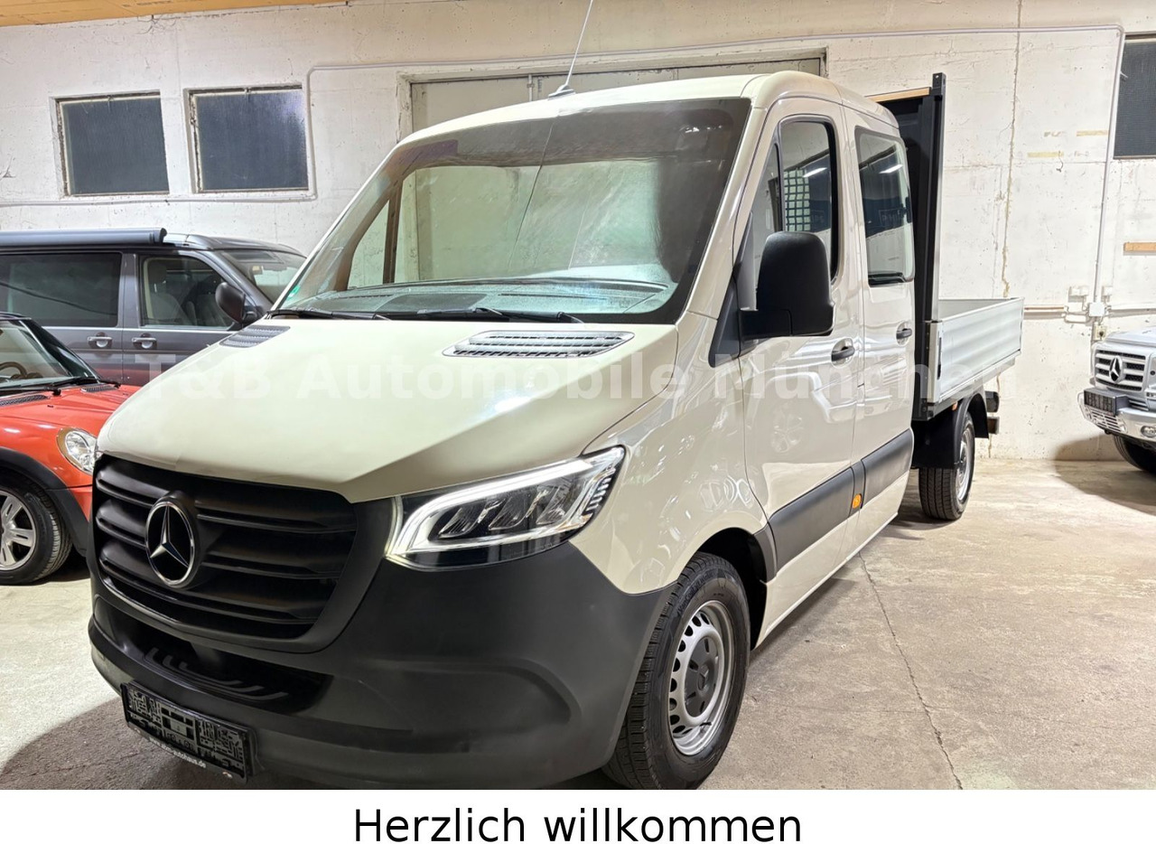Mercedes-Benz Sprinter III Pritsche DoKa 217 CDI*Aut.Navi*LED* - Dostavno vozilo s ravnom platformom, Dostavno vozilo s dvostrukom kabinom: slika Mercedes-Benz Sprinter III Pritsche DoKa 217 CDI*Aut.Navi*LED* - Dostavno vozilo s ravnom platformom, Dostavno vozilo s dvostrukom kabinom Mercedes-Benz Sprinter III Pritsche DoKa 217 CDI*Aut.Navi*LED* - Dostavno vozilo s ravnom platformom, Dostavno vozilo s dvostrukom kabinom: slika Mercedes-Benz Sprinter III Pritsche DoKa 217 CDI*Aut.Navi*LED* - Dostavno vozilo s ravnom platformom, Dostavno vozilo s dvostrukom kabinom