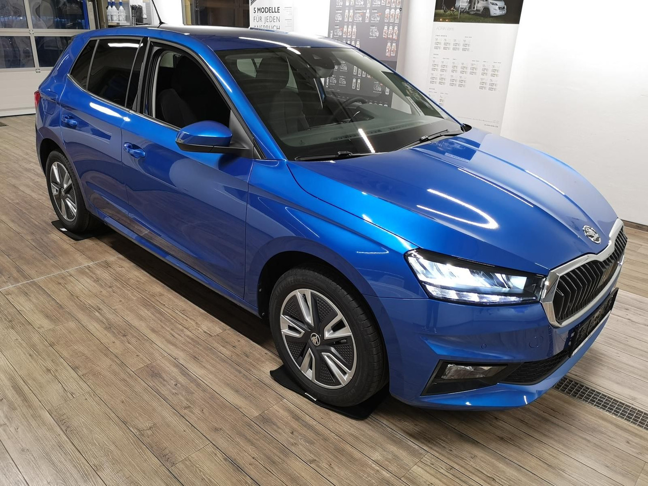 Skoda Fabia Style 1,0TSI 81 kW+R-KAM+2xPDC+LED+DAB+SHZ - Limuzina: slika Skoda Fabia Style 1,0TSI 81 kW+R-KAM+2xPDC+LED+DAB+SHZ - Limuzina Skoda Fabia Style 1,0TSI 81 kW+R-KAM+2xPDC+LED+DAB+SHZ - Limuzina: slika Skoda Fabia Style 1,0TSI 81 kW+R-KAM+2xPDC+LED+DAB+SHZ - Limuzina