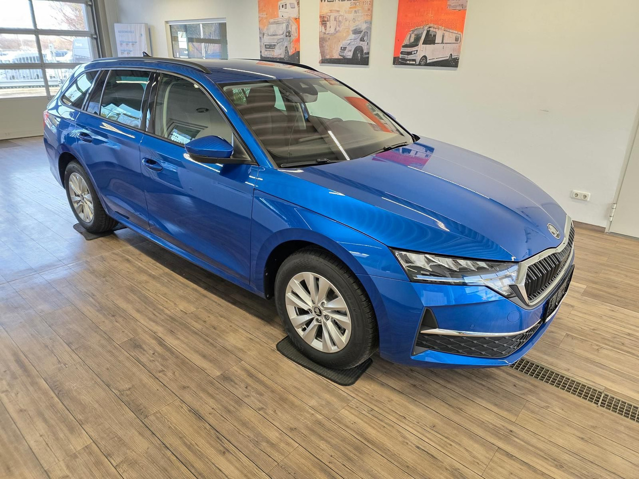 Skoda Octavia Combi Selection DSG*LED*ACC*WINTERPAKET* - Automobil: slika Skoda Octavia Combi Selection DSG*LED*ACC*WINTERPAKET* - Automobil Skoda Octavia Combi Selection DSG*LED*ACC*WINTERPAKET* - Automobil: slika Skoda Octavia Combi Selection DSG*LED*ACC*WINTERPAKET* - Automobil