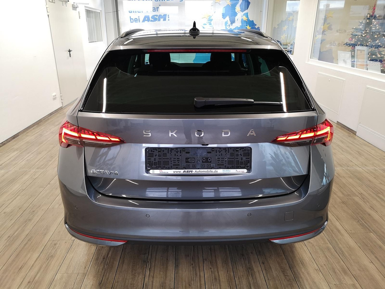Skoda Octavia Combi Selection DSG*R-KAM*LED*DAB*2xPDC* - Automobil: slika Skoda Octavia Combi Selection DSG*R-KAM*LED*DAB*2xPDC* - Automobil Skoda Octavia Combi Selection DSG*R-KAM*LED*DAB*2xPDC* - Automobil: slika Skoda Octavia Combi Selection DSG*R-KAM*LED*DAB*2xPDC* - Automobil
