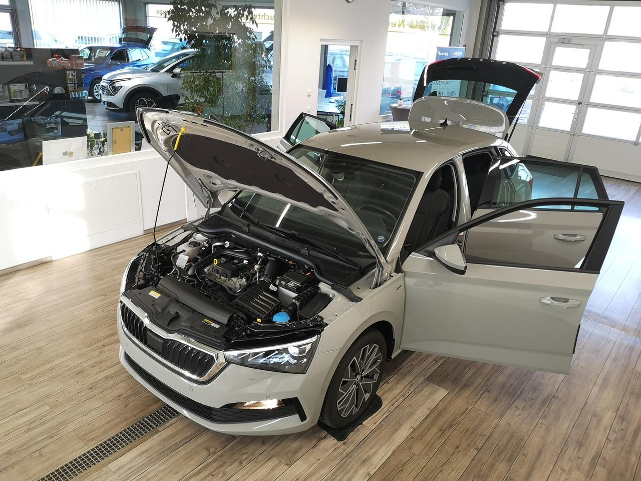 Skoda Scala Ambition 1,0 TSI 81 kW*NAVI*LED*R-KAM*PDC* - Limuzina: slika Skoda Scala Ambition 1,0 TSI 81 kW*NAVI*LED*R-KAM*PDC* - Limuzina Skoda Scala Ambition 1,0 TSI 81 kW*NAVI*LED*R-KAM*PDC* - Limuzina: slika Skoda Scala Ambition 1,0 TSI 81 kW*NAVI*LED*R-KAM*PDC* - Limuzina