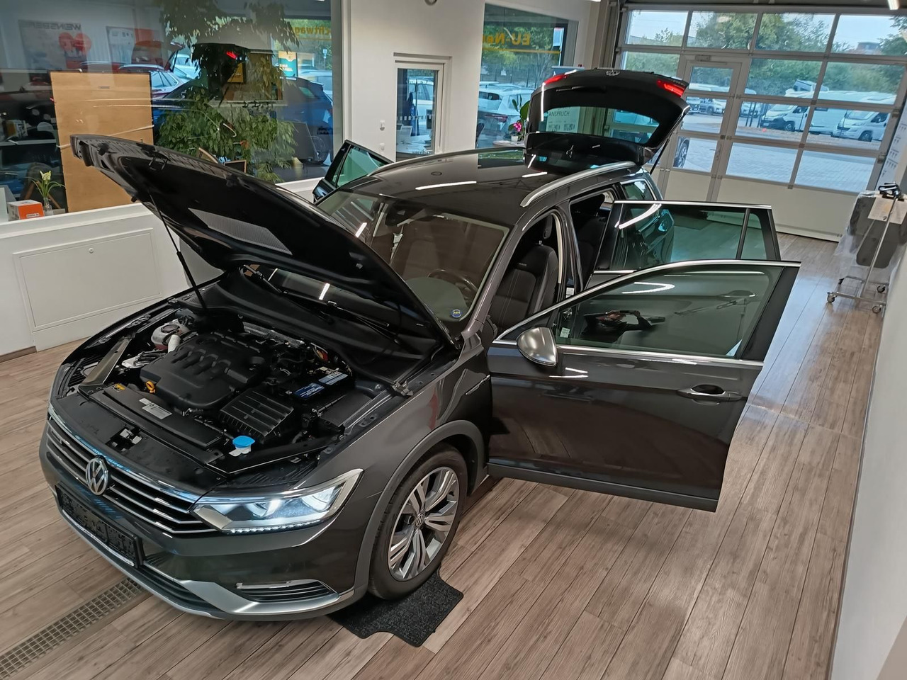 Volkswagen Passat Alltrack 2,0TDI DSG 4x4*360°*NAVI*ACC*LED - Karavan: slika Volkswagen Passat Alltrack 2,0TDI DSG 4x4*360°*NAVI*ACC*LED - Karavan Volkswagen Passat Alltrack 2,0TDI DSG 4x4*360°*NAVI*ACC*LED - Karavan: slika Volkswagen Passat Alltrack 2,0TDI DSG 4x4*360°*NAVI*ACC*LED - Karavan