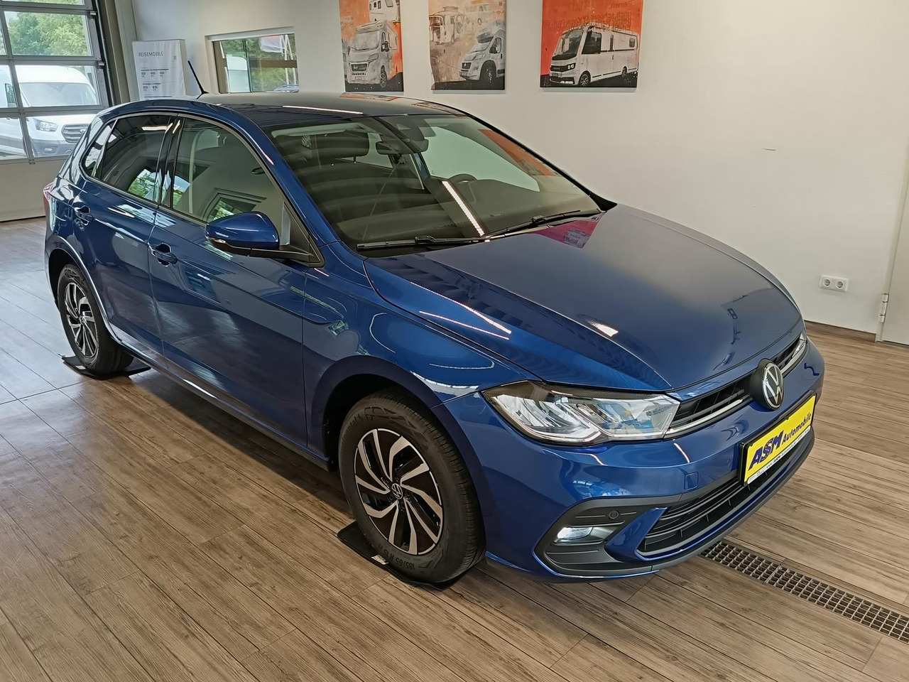 Volkswagen Polo Life 1.0 TSI 70kW DSG*LED*ACC*R-KAM*DAB*PDC - Automobil: slika Volkswagen Polo Life 1.0 TSI 70kW DSG*LED*ACC*R-KAM*DAB*PDC - Automobil Volkswagen Polo Life 1.0 TSI 70kW DSG*LED*ACC*R-KAM*DAB*PDC - Automobil: slika Volkswagen Polo Life 1.0 TSI 70kW DSG*LED*ACC*R-KAM*DAB*PDC - Automobil