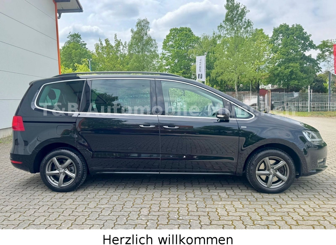 Volkswagen Sharan Match BMT*6-Si*Leder*Navi*Kamera*44.000km - Putnički kombi: slika Volkswagen Sharan Match BMT*6-Si*Leder*Navi*Kamera*44.000km - Putnički kombi Volkswagen Sharan Match BMT*6-Si*Leder*Navi*Kamera*44.000km - Putnički kombi: slika Volkswagen Sharan Match BMT*6-Si*Leder*Navi*Kamera*44.000km - Putnički kombi