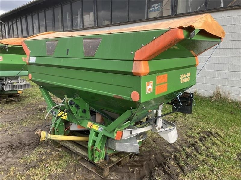 Amazone ZA-M 3000 - Rasipač stajskog gnoja: slika Amazone ZA-M 3000 - Rasipač stajskog gnoja Amazone ZA-M 3000 - Rasipač stajskog gnoja: slika Amazone ZA-M 3000 - Rasipač stajskog gnoja
