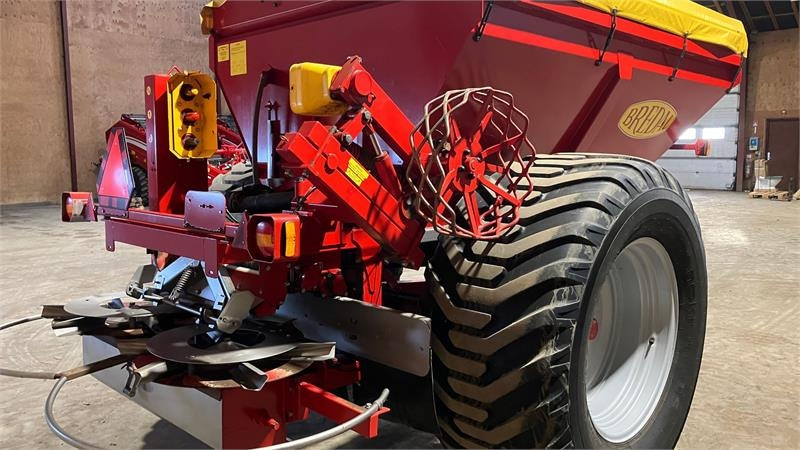 Bredal K65 - Rasipač gnojiva: slika Bredal K65 - Rasipač gnojiva Bredal K65 - Rasipač gnojiva: slika Bredal K65 - Rasipač gnojiva