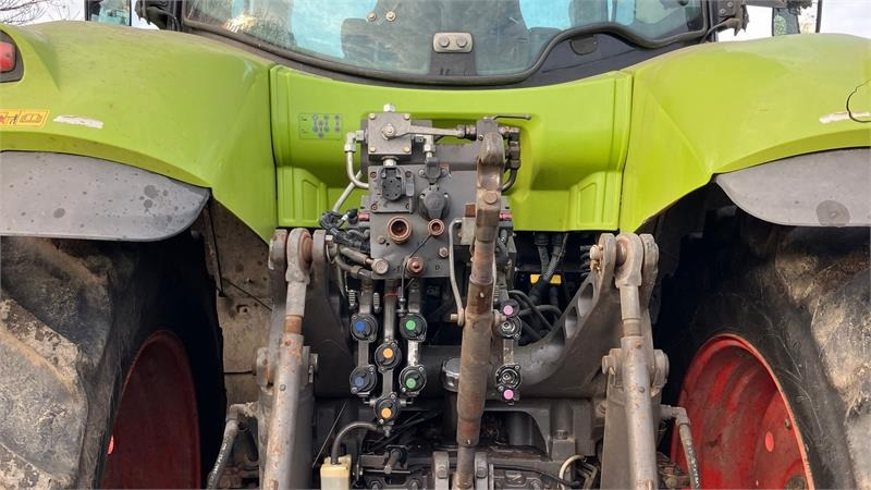 Claas Axion 830 Cebis - Traktor: slika Claas Axion 830 Cebis - Traktor Claas Axion 830 Cebis - Traktor: slika Claas Axion 830 Cebis - Traktor