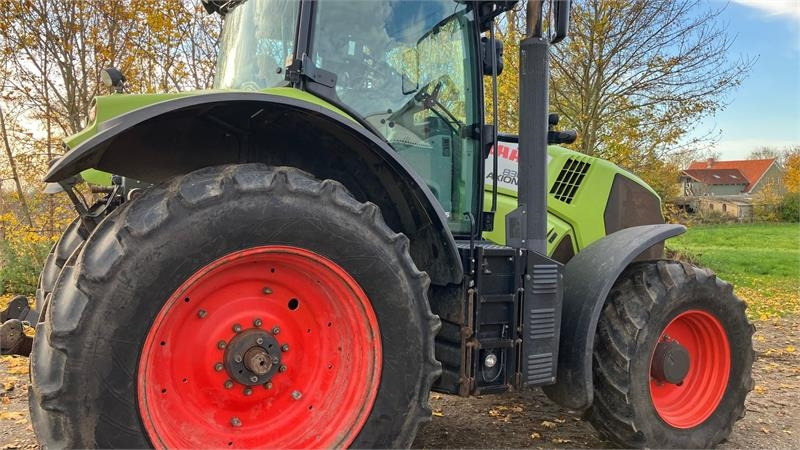 Claas Axion 830 Cebis - Traktor: slika Claas Axion 830 Cebis - Traktor Claas Axion 830 Cebis - Traktor: slika Claas Axion 830 Cebis - Traktor