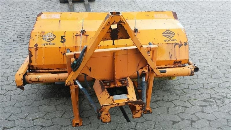 Epoke FS 3 17 - Metla: slika Epoke FS 3 17 - Metla Epoke FS 3 17 - Metla: slika Epoke FS 3 17 - Metla