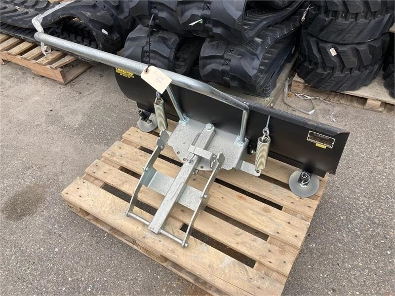 Husqvarna 125 B til R422 og P524 - Ralica za snijeg za Poljoprivredni strojevi: slika Husqvarna 125 B til R422 og P524 - Ralica za snijeg za Poljoprivredni strojevi Husqvarna 125 B til R422 og P524 - Ralica za snijeg za Poljoprivredni strojevi: slika Husqvarna 125 B til R422 og P524 - Ralica za snijeg za Poljoprivredni strojevi