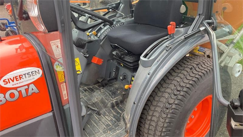 Kubota STW37 Kompakttraktor - Općinski traktor: slika Kubota STW37 Kompakttraktor - Općinski traktor Kubota STW37 Kompakttraktor - Općinski traktor: slika Kubota STW37 Kompakttraktor - Općinski traktor