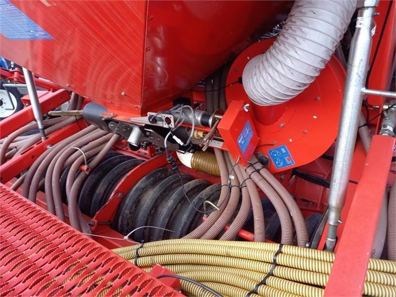 Kuhn Combiliner Venta 4 Meter. - Kombajn i sijačica: slika Kuhn Combiliner Venta 4 Meter. - Kombajn i sijačica Kuhn Combiliner Venta 4 Meter. - Kombajn i sijačica: slika Kuhn Combiliner Venta 4 Meter. - Kombajn i sijačica