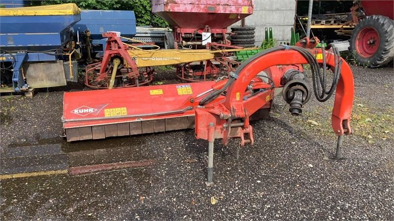 Kuhn TBES 250 Mulchmaskine - Kosilica: slika Kuhn TBES 250 Mulchmaskine - Kosilica Kuhn TBES 250 Mulchmaskine - Kosilica: slika Kuhn TBES 250 Mulchmaskine - Kosilica