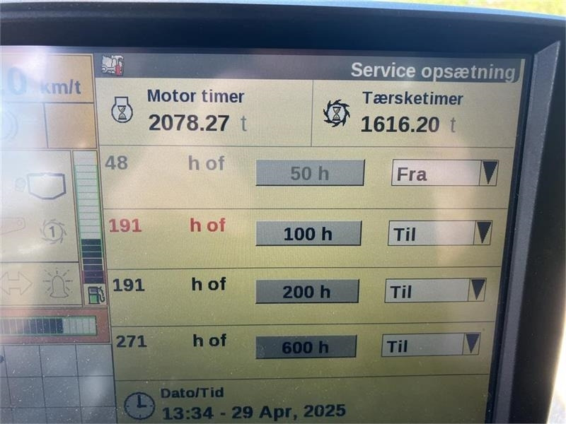 Kombajn za žetvu New Holland CX 8080 SLH: slika Kombajn za žetvu New Holland CX 8080 SLH