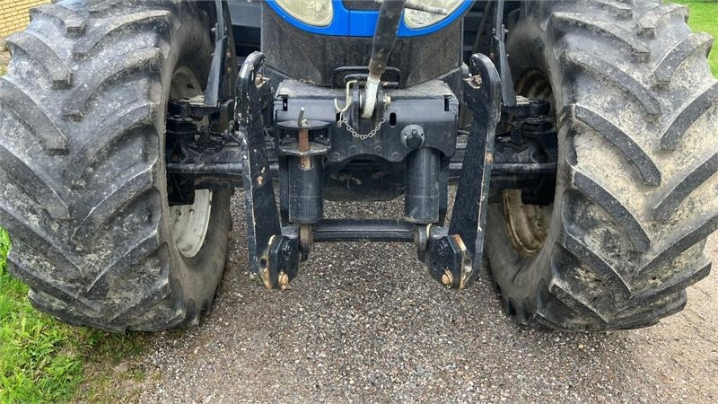 New Holland T7030 - Traktor: slika New Holland T7030 - Traktor New Holland T7030 - Traktor: slika New Holland T7030 - Traktor