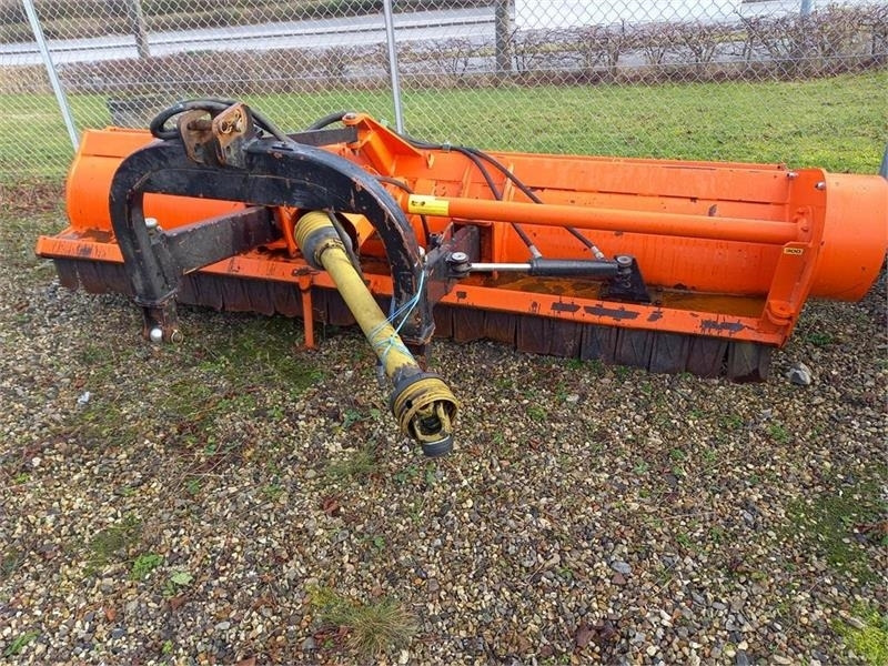 Perfect KT-300 Heavy-Duty. Hy-sideforskydning - Kosilica: slika Perfect KT-300 Heavy-Duty. Hy-sideforskydning - Kosilica Perfect KT-300 Heavy-Duty. Hy-sideforskydning - Kosilica: slika Perfect KT-300 Heavy-Duty. Hy-sideforskydning - Kosilica