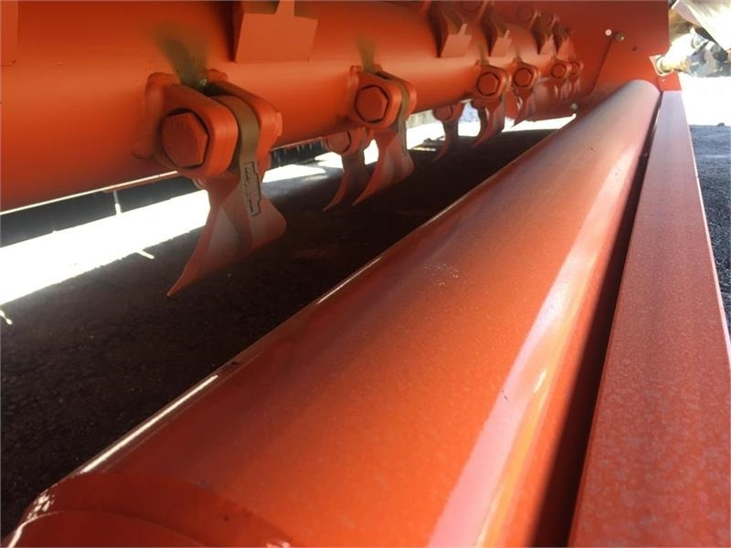 Perfect ZW-240 - Vrtna kosilica: slika Perfect ZW-240 - Vrtna kosilica Perfect ZW-240 - Vrtna kosilica: slika Perfect ZW-240 - Vrtna kosilica