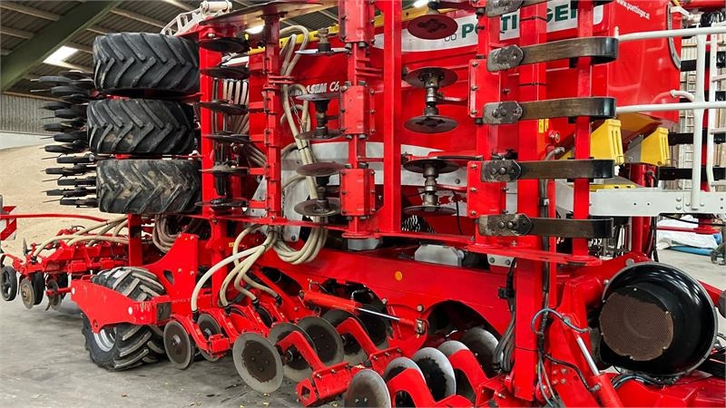 Pöttinger Terrasem C6 Fertilizer - Sijačica: slika Pöttinger Terrasem C6 Fertilizer - Sijačica Pöttinger Terrasem C6 Fertilizer - Sijačica: slika Pöttinger Terrasem C6 Fertilizer - Sijačica