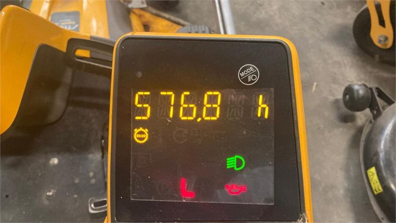 Stiga Park Pro 540IX 4WD 125 Combi Pro el. - Vrtna kosilica: slika Stiga Park Pro 540IX 4WD 125 Combi Pro el. - Vrtna kosilica Stiga Park Pro 540IX 4WD 125 Combi Pro el. - Vrtna kosilica: slika Stiga Park Pro 540IX 4WD 125 Combi Pro el. - Vrtna kosilica