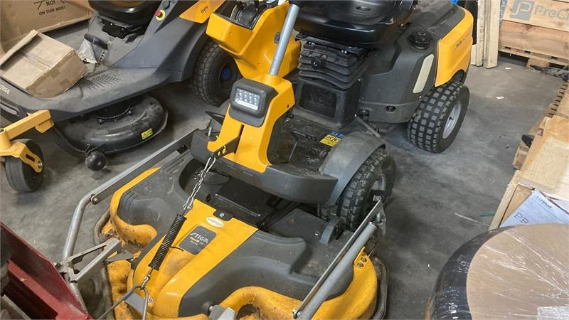 Stiga Park Pro 540IX 4WD 125 Combi Pro el. - Vrtna kosilica: slika Stiga Park Pro 540IX 4WD 125 Combi Pro el. - Vrtna kosilica Stiga Park Pro 540IX 4WD 125 Combi Pro el. - Vrtna kosilica: slika Stiga Park Pro 540IX 4WD 125 Combi Pro el. - Vrtna kosilica