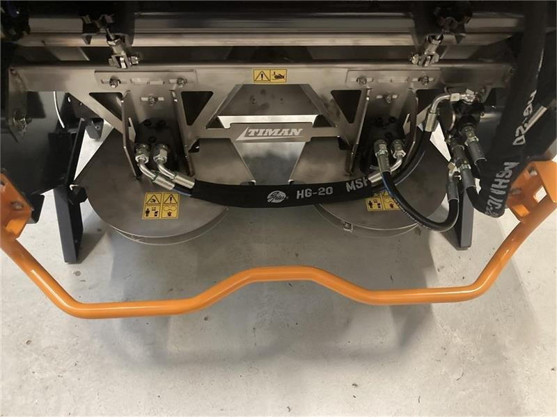 Timan CS-200 Combispreder 300 liter til traktor - Posipač pijeska/ Soli za Namjenska/ Posebna vozila: slika Timan CS-200 Combispreder 300 liter til traktor - Posipač pijeska/ Soli za Namjenska/ Posebna vozila Timan CS-200 Combispreder 300 liter til traktor - Posipač pijeska/ Soli za Namjenska/ Posebna vozila: slika Timan CS-200 Combispreder 300 liter til traktor - Posipač pijeska/ Soli za Namjenska/ Posebna vozila