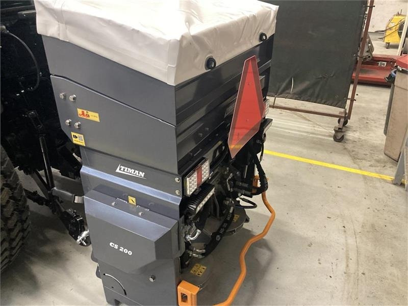 Timan CS-200 Combispreder 300 liter til traktor - Posipač pijeska/ Soli za Namjenska/ Posebna vozila: slika Timan CS-200 Combispreder 300 liter til traktor - Posipač pijeska/ Soli za Namjenska/ Posebna vozila Timan CS-200 Combispreder 300 liter til traktor - Posipač pijeska/ Soli za Namjenska/ Posebna vozila: slika Timan CS-200 Combispreder 300 liter til traktor - Posipač pijeska/ Soli za Namjenska/ Posebna vozila
