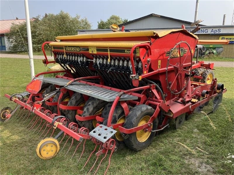 Vaderstad Rapid 300 C Super XL - Sijačica: slika Vaderstad Rapid 300 C Super XL - Sijačica Vaderstad Rapid 300 C Super XL - Sijačica: slika Vaderstad Rapid 300 C Super XL - Sijačica