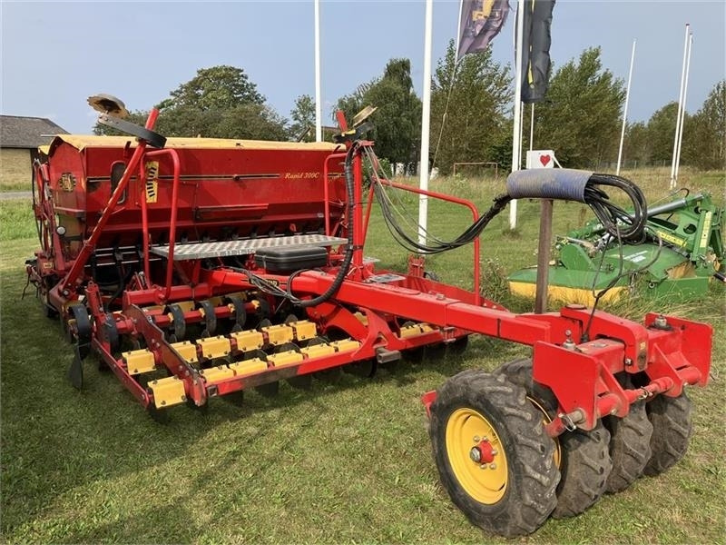 Vaderstad Rapid 300 C Super XL - Sijačica: slika Vaderstad Rapid 300 C Super XL - Sijačica Vaderstad Rapid 300 C Super XL - Sijačica: slika Vaderstad Rapid 300 C Super XL - Sijačica