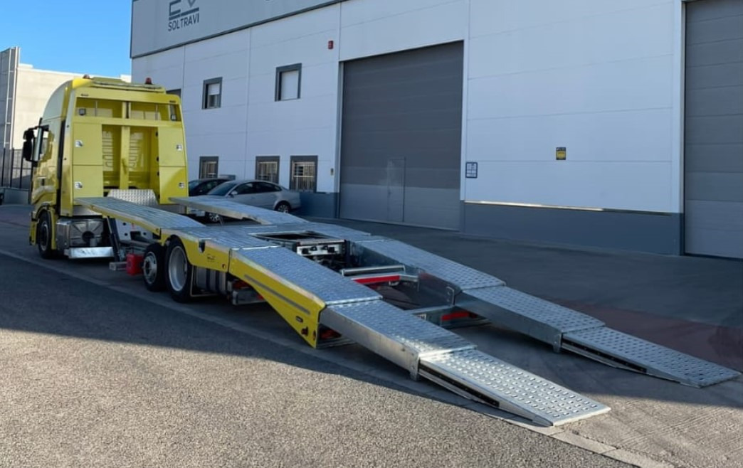 IVECO AS190S50FP - Autotransporter: slika IVECO AS190S50FP - Autotransporter IVECO AS190S50FP - Autotransporter: slika IVECO AS190S50FP - Autotransporter