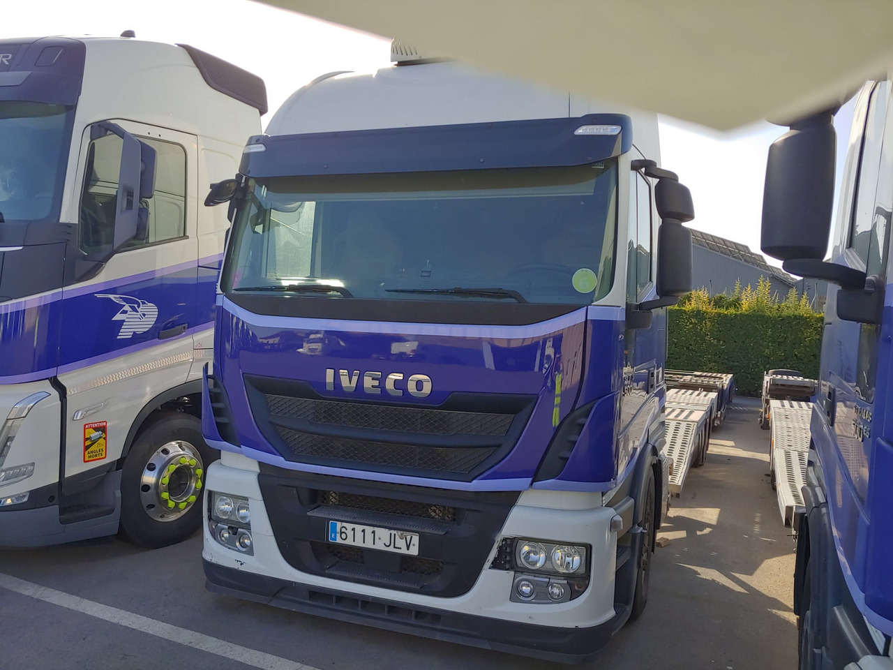 IVECO AS190S50FP - Kamion-šasija: slika IVECO AS190S50FP - Kamion-šasija IVECO AS190S50FP - Kamion-šasija: slika IVECO AS190S50FP - Kamion-šasija