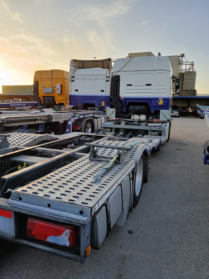 MAN TGX 18.480 - Kamion-šasija: slika MAN TGX 18.480 - Kamion-šasija MAN TGX 18.480 - Kamion-šasija: slika MAN TGX 18.480 - Kamion-šasija