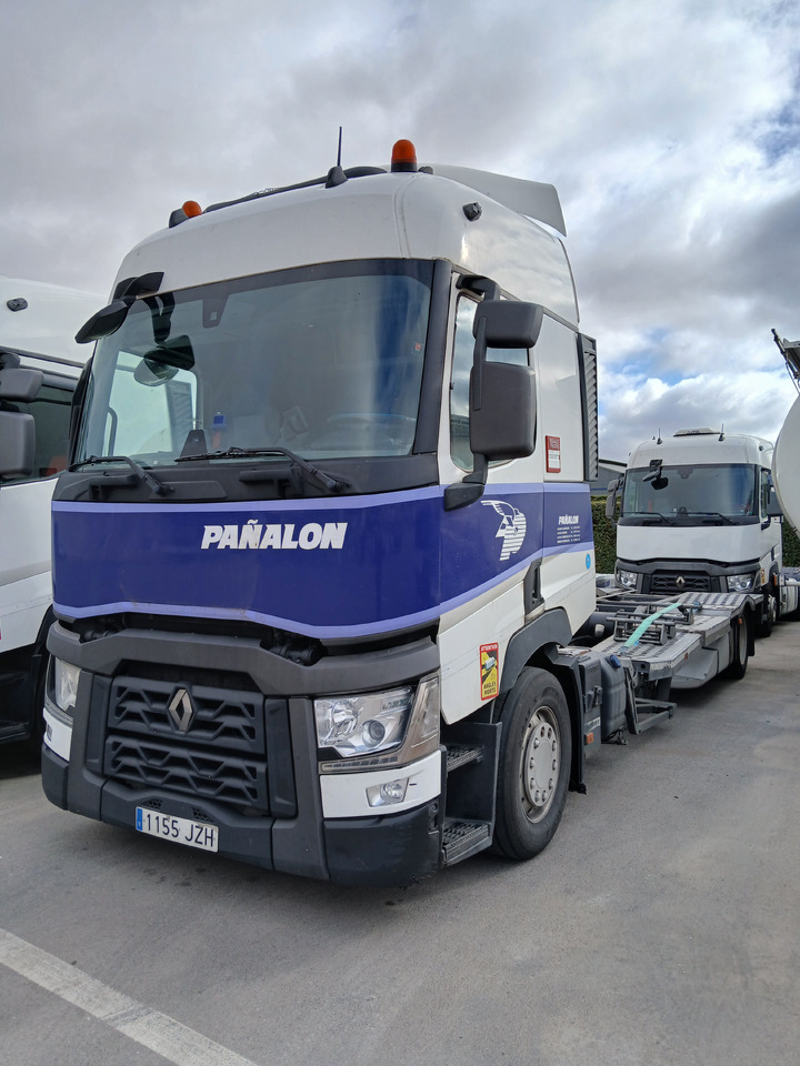 RENAULT T 520 - Kamion-šasija: slika RENAULT T 520 - Kamion-šasija RENAULT T 520 - Kamion-šasija: slika RENAULT T 520 - Kamion-šasija