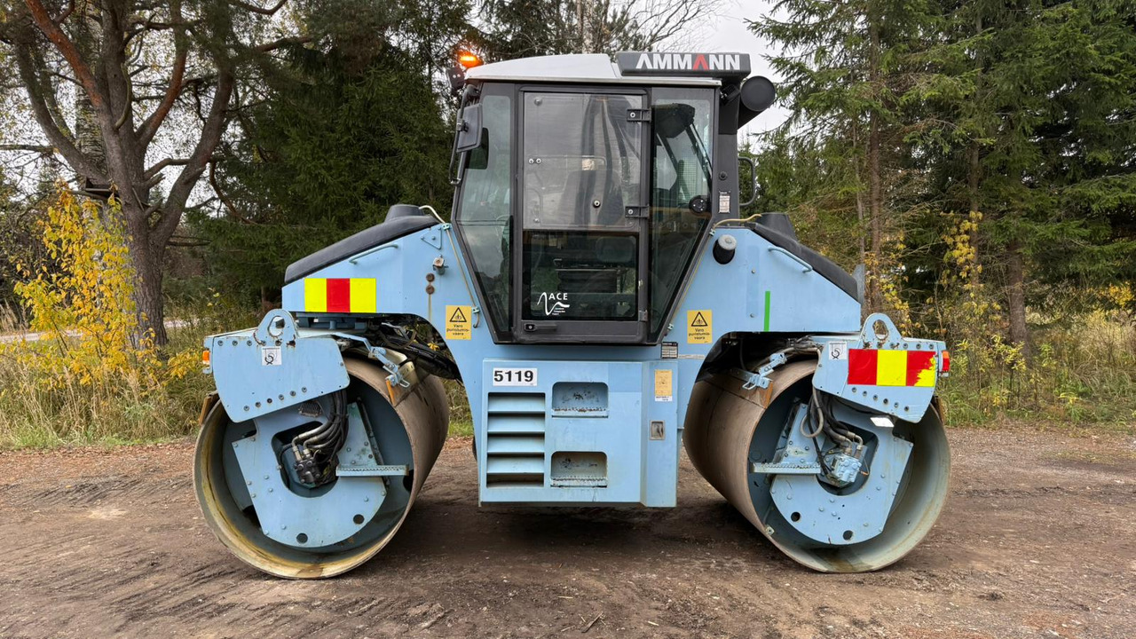 AMMANN AV95-2 - Cestovni valjak: slika  AMMANN AV95-2 - Cestovni valjak AMMANN AV95-2 - Cestovni valjak: slika  AMMANN AV95-2 - Cestovni valjak