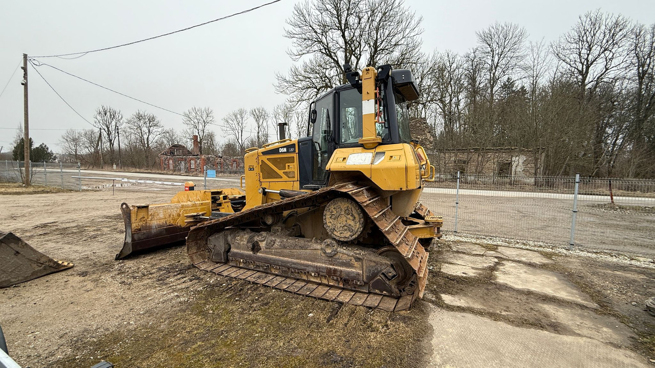 CAT D6N LGP - Buldožer: slika CAT D6N LGP - Buldožer CAT D6N LGP - Buldožer: slika CAT D6N LGP - Buldožer