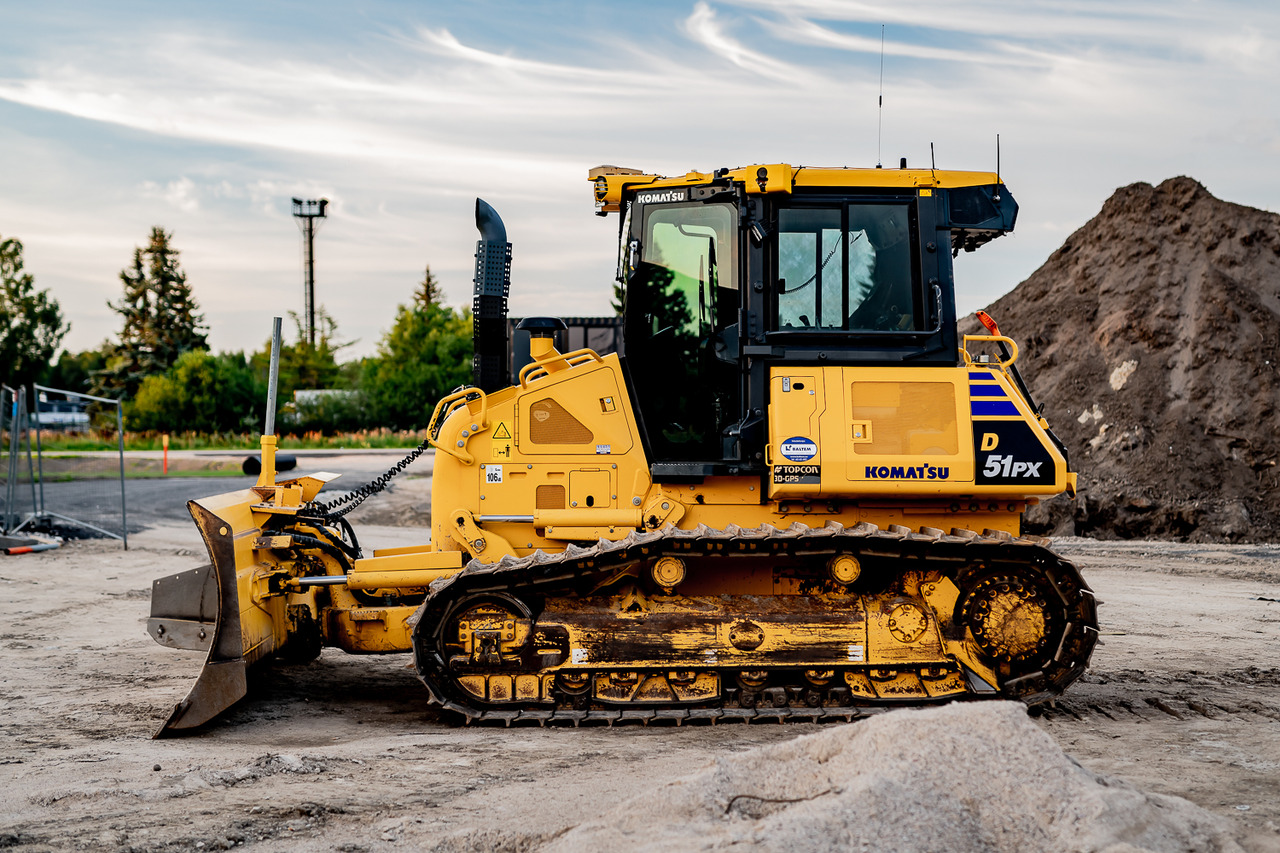 KOMATSU D51PX - Buldožer: slika KOMATSU D51PX - Buldožer KOMATSU D51PX - Buldožer: slika KOMATSU D51PX - Buldožer