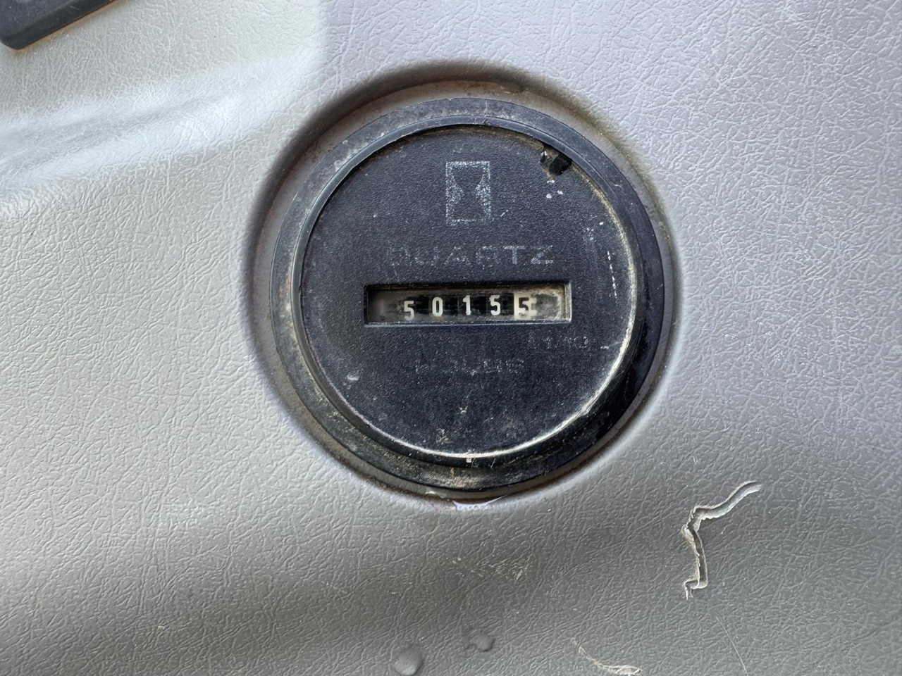 Bager gusjeničar New Holland E 215: slika Bager gusjeničar New Holland E 215 Bager gusjeničar New Holland E 215: slika Bager gusjeničar New Holland E 215