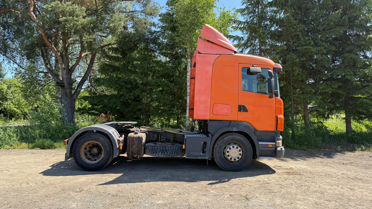 SCANIA P114 - Tegljač: slika SCANIA P114 - Tegljač SCANIA P114 - Tegljač: slika SCANIA P114 - Tegljač
