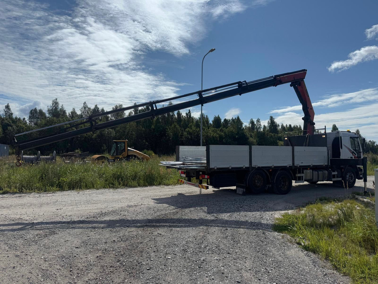 VOLVO FE280+PALFINGER PK20002 2007 - Kamion s otvorenim sandukom, Kamion s kranom: slika VOLVO FE280+PALFINGER PK20002 2007 - Kamion s otvorenim sandukom, Kamion s kranom VOLVO FE280+PALFINGER PK20002 2007 - Kamion s otvorenim sandukom, Kamion s kranom: slika VOLVO FE280+PALFINGER PK20002 2007 - Kamion s otvorenim sandukom, Kamion s kranom