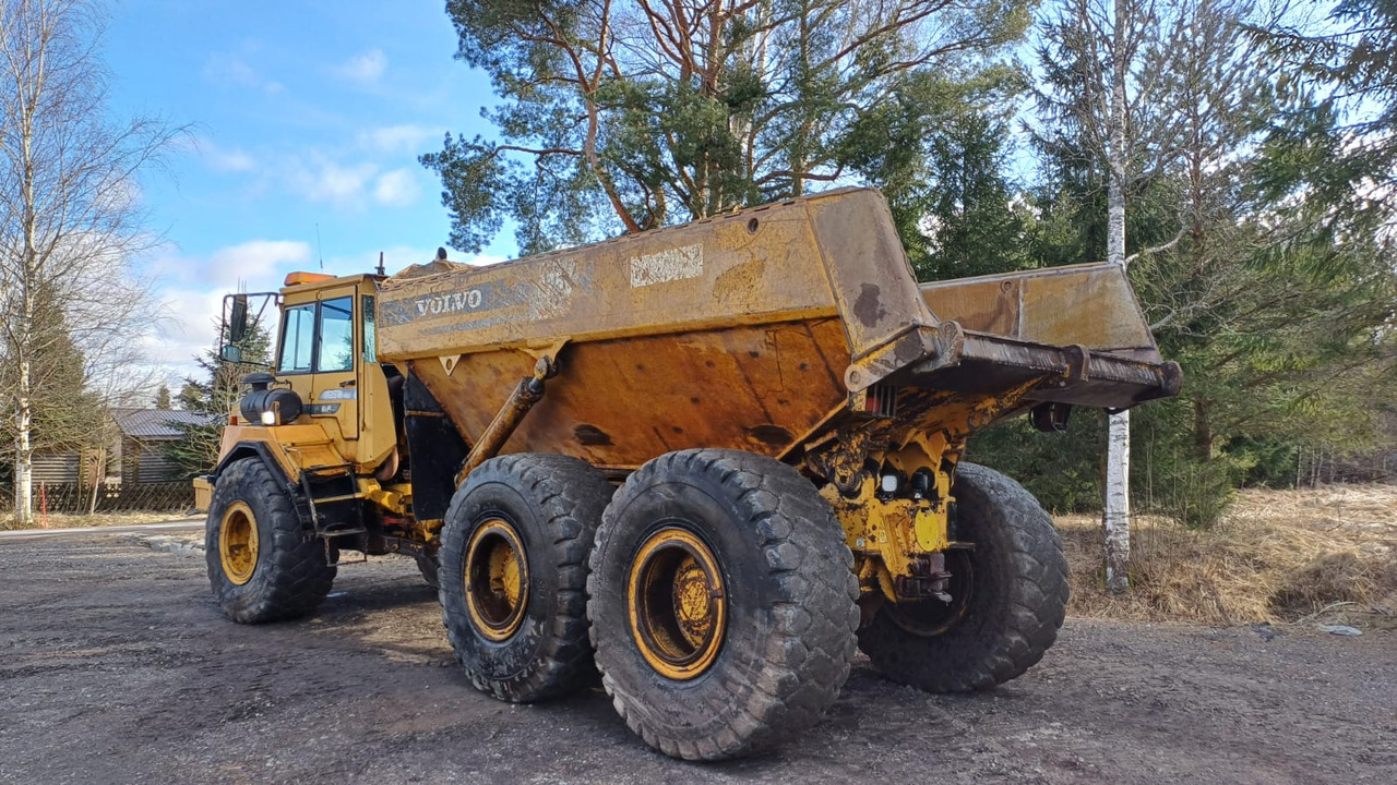 Volvo A25C 6X6 - Zglobni istovarivač: slika Volvo A25C 6X6 - Zglobni istovarivač Volvo A25C 6X6 - Zglobni istovarivač: slika Volvo A25C 6X6 - Zglobni istovarivač