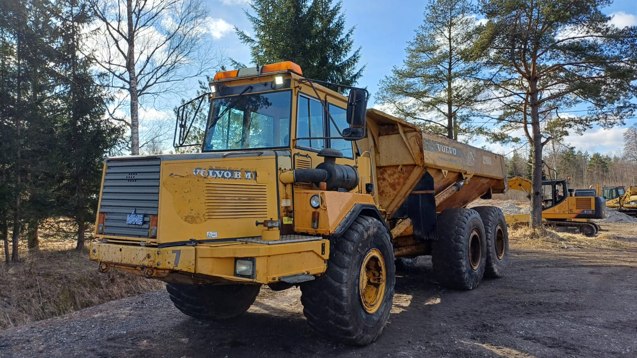 Volvo A25C 6X6 - Zglobni istovarivač: slika Volvo A25C 6X6 - Zglobni istovarivač Volvo A25C 6X6 - Zglobni istovarivač: slika Volvo A25C 6X6 - Zglobni istovarivač