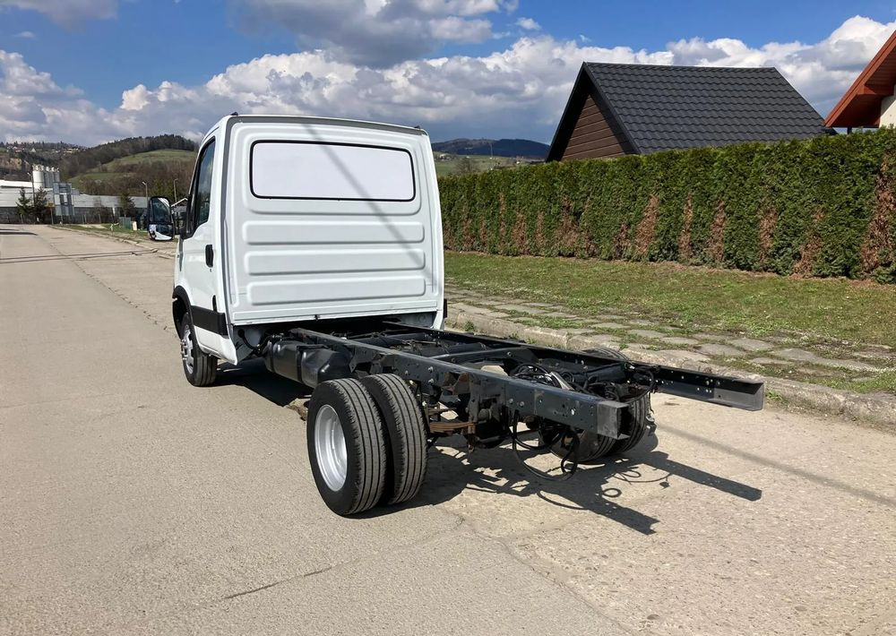 Iveco DAILY 35C13 ramo do zabudowy kiper wywrotka - Kamion-šasija: slika Iveco DAILY 35C13 ramo do zabudowy kiper wywrotka - Kamion-šasija Iveco DAILY 35C13 ramo do zabudowy kiper wywrotka - Kamion-šasija: slika Iveco DAILY 35C13 ramo do zabudowy kiper wywrotka - Kamion-šasija