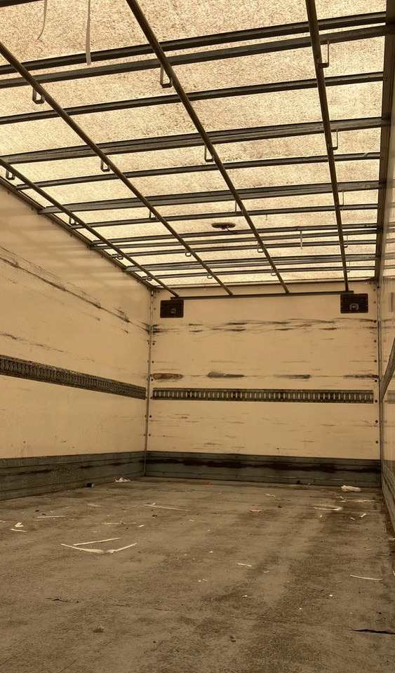 Mercedes-Benz Atego 1218 kurierka kontener - Kamion sandučar: slika Mercedes-Benz Atego 1218 kurierka kontener - Kamion sandučar Mercedes-Benz Atego 1218 kurierka kontener - Kamion sandučar: slika Mercedes-Benz Atego 1218 kurierka kontener - Kamion sandučar