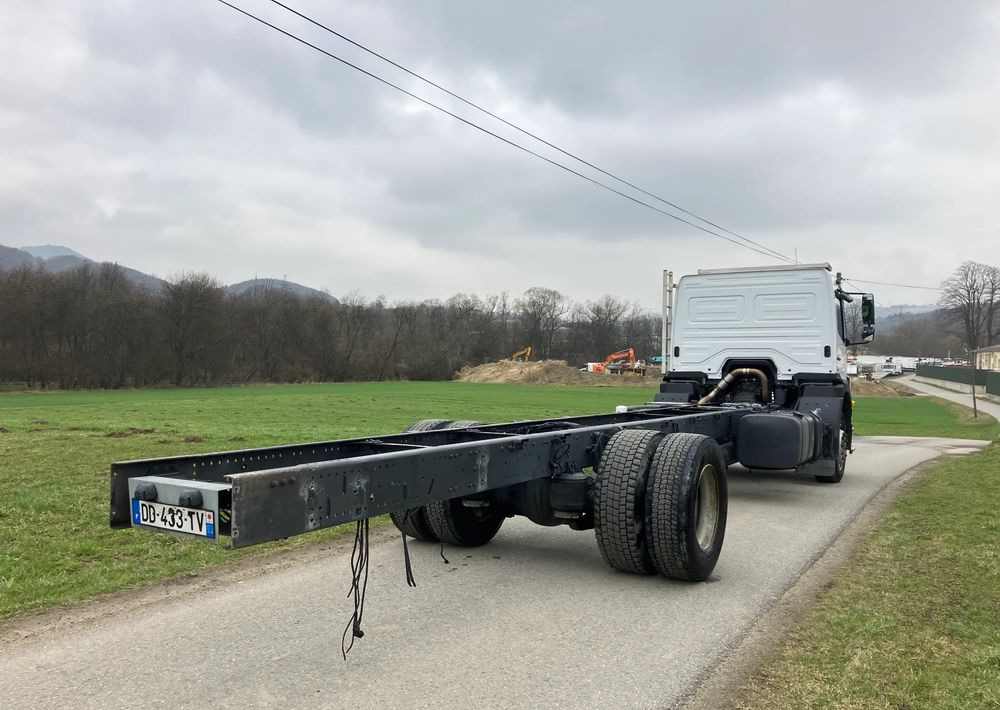 Mercedes-Benz Mercedes Axor 1829 Rama do zabudowy kiper beczka hakowiec laweta - Kamion-šasija: slika Mercedes-Benz Mercedes Axor 1829 Rama do zabudowy kiper beczka hakowiec laweta - Kamion-šasija Mercedes-Benz Mercedes Axor 1829 Rama do zabudowy kiper beczka hakowiec laweta - Kamion-šasija: slika Mercedes-Benz Mercedes Axor 1829 Rama do zabudowy kiper beczka hakowiec laweta - Kamion-šasija