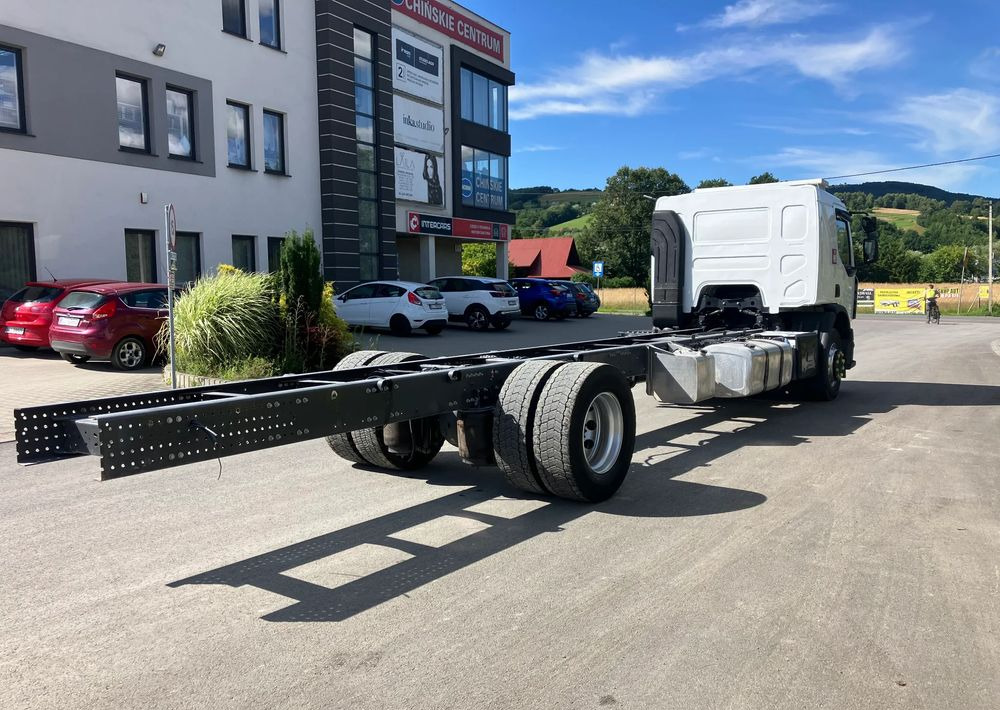 Renault RENAULT Gama D WIDE 19 euro 6 ramo do zabudowy tylko 50 tys km - Kamion-šasija: slika Renault RENAULT Gama D WIDE 19 euro 6 ramo do zabudowy tylko 50 tys km - Kamion-šasija Renault RENAULT Gama D WIDE 19 euro 6 ramo do zabudowy tylko 50 tys km - Kamion-šasija: slika Renault RENAULT Gama D WIDE 19 euro 6 ramo do zabudowy tylko 50 tys km - Kamion-šasija