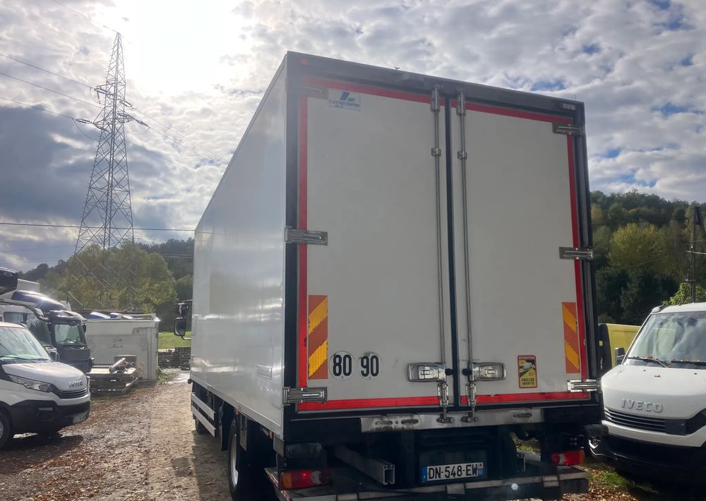 Renault Renault Gama D 240 chłodnia izoterma - Kamion hladnjača: slika Renault Renault Gama D 240 chłodnia izoterma - Kamion hladnjača Renault Renault Gama D 240 chłodnia izoterma - Kamion hladnjača: slika Renault Renault Gama D 240 chłodnia izoterma - Kamion hladnjača