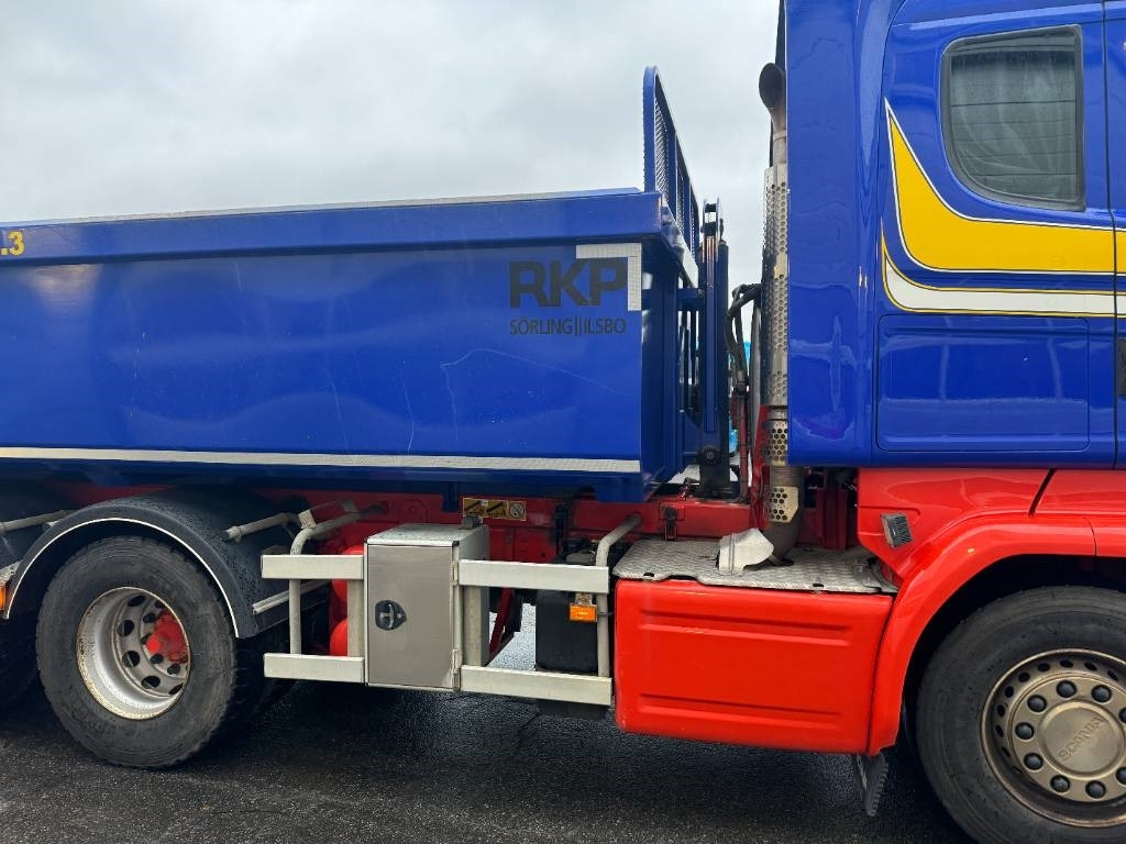 Scania R520LB8X4*4HNB - Kiper: slika Scania R520LB8X4*4HNB - Kiper Scania R520LB8X4*4HNB - Kiper: slika Scania R520LB8X4*4HNB - Kiper