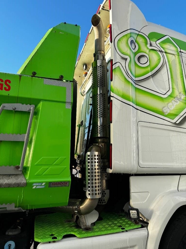 Scania R520LB8x4*4 - Kiper: slika Scania R520LB8x4*4 - Kiper Scania R520LB8x4*4 - Kiper: slika Scania R520LB8x4*4 - Kiper